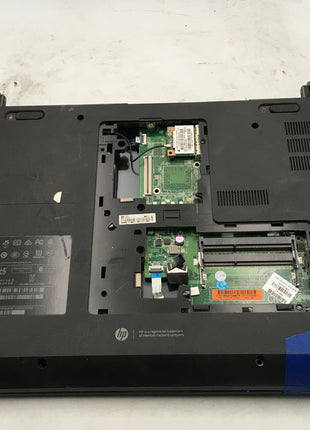 HP 15 D069WM - FOR PARTS/DAMAGED - INTEL i3-3110M - NO RAM - NO BATTERY -READ-BB