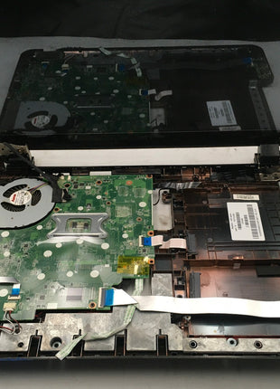 HP 15 D069WM - FOR PARTS/DAMAGED - INTEL i3-3110M - NO RAM - NO BATTERY -READ-BB