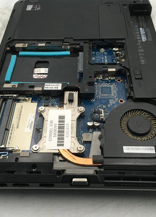 LENOVO THINKPAD E440 - BOOTS TO BIOS/BAD LCD - INTEL I5 4200M - NO RAM -READ-BB